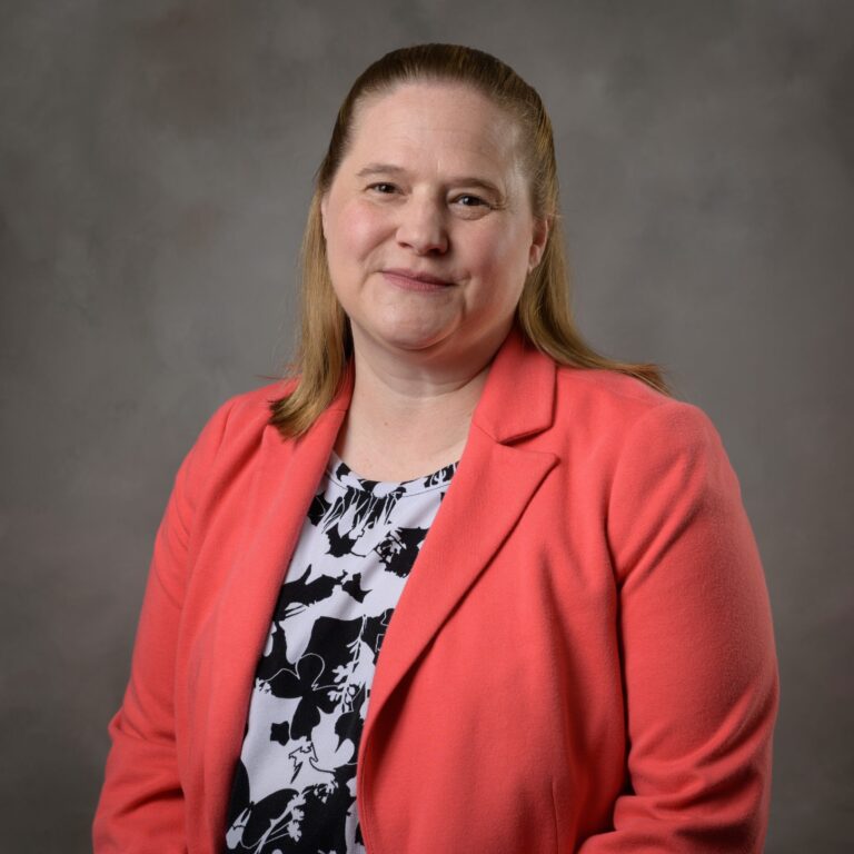 Julie Linsey